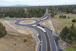 This week’s photo shows completed improvements at the Deschutes Market Rd/Hamehook Rd intersection.